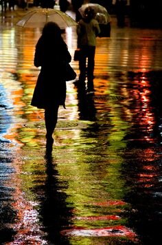 Nu intalniri, doar mesaje vocale roluri